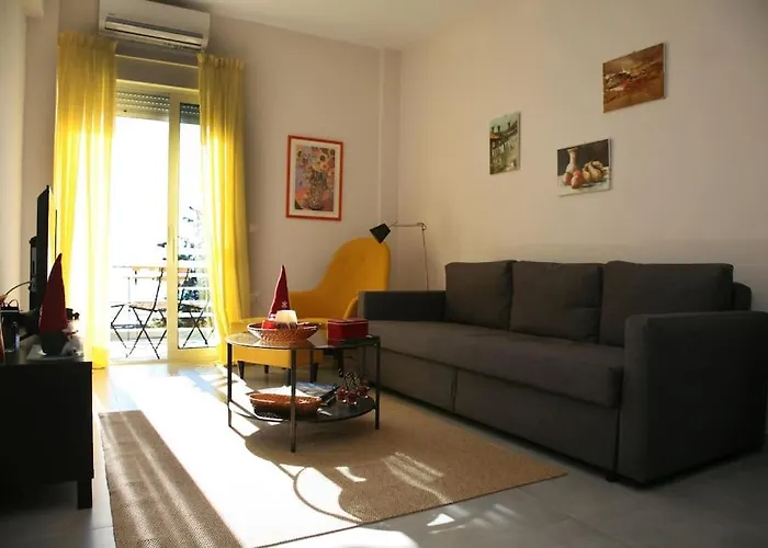 Lovely Sea Front Apartment