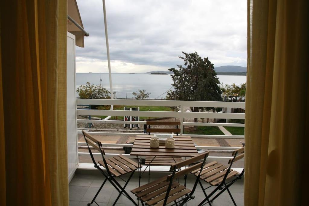 Lovely Sea Front * Ιτέα